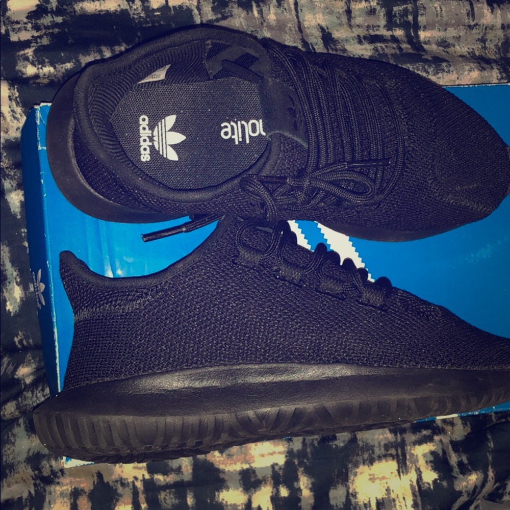 Tubular adidas